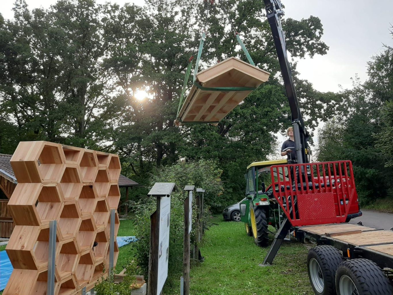 Aufbau unseres XXL Insektenhotels