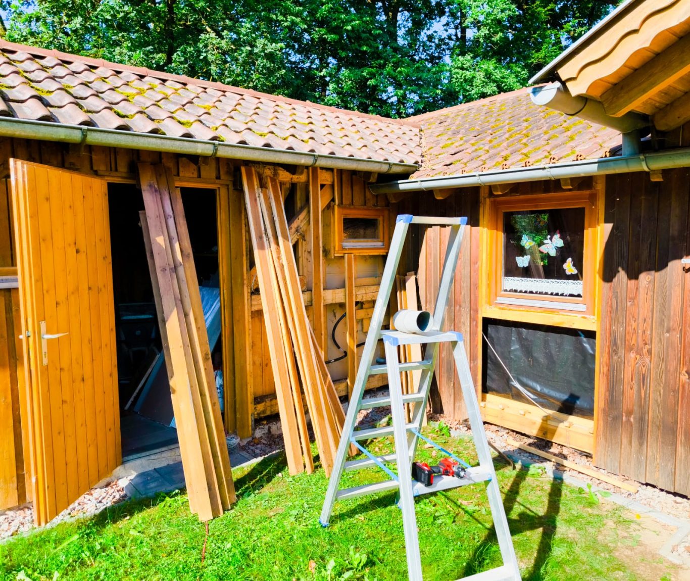 Bauarbeiten Lehrbienenstand am 08.06.24